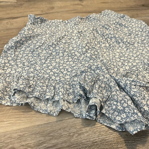 New Look Ruffled Shorts Blue Floral - Picture 2 of 6